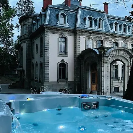 Verriere Du Chateau Burrus Apartment